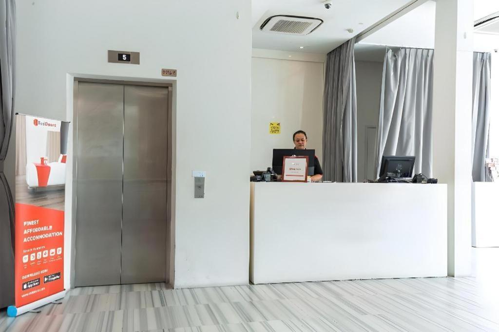 Reddoorz Hotel Plus @ Little India Singapur Dış mekan fotoğraf