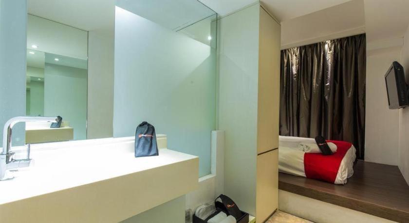 Reddoorz Hotel Plus @ Little India Singapur Dış mekan fotoğraf